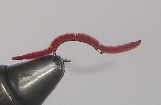 C/A FLIES  SAN JUAN WORM RED #8 (12)