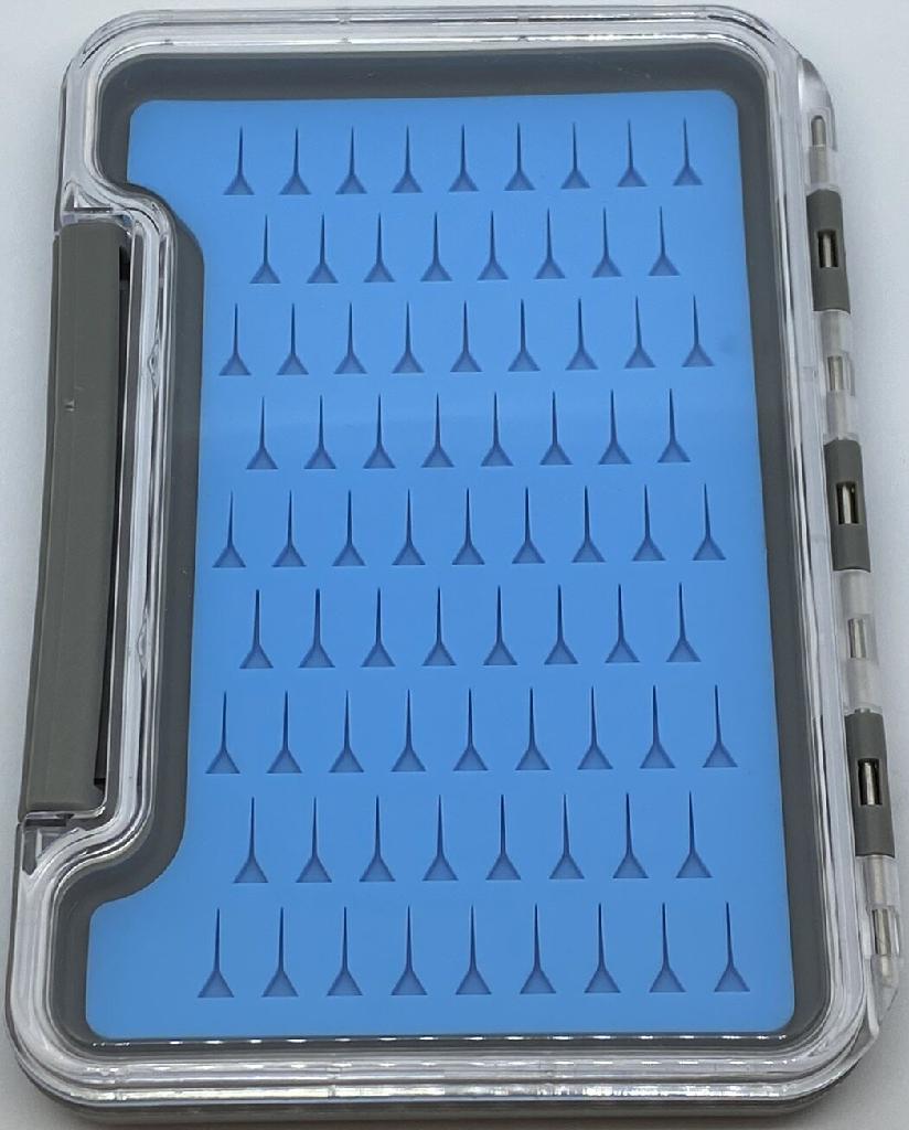 COLO/ANGLER SILICONE FLY BOX SMALL HOLDS 77 FLIES