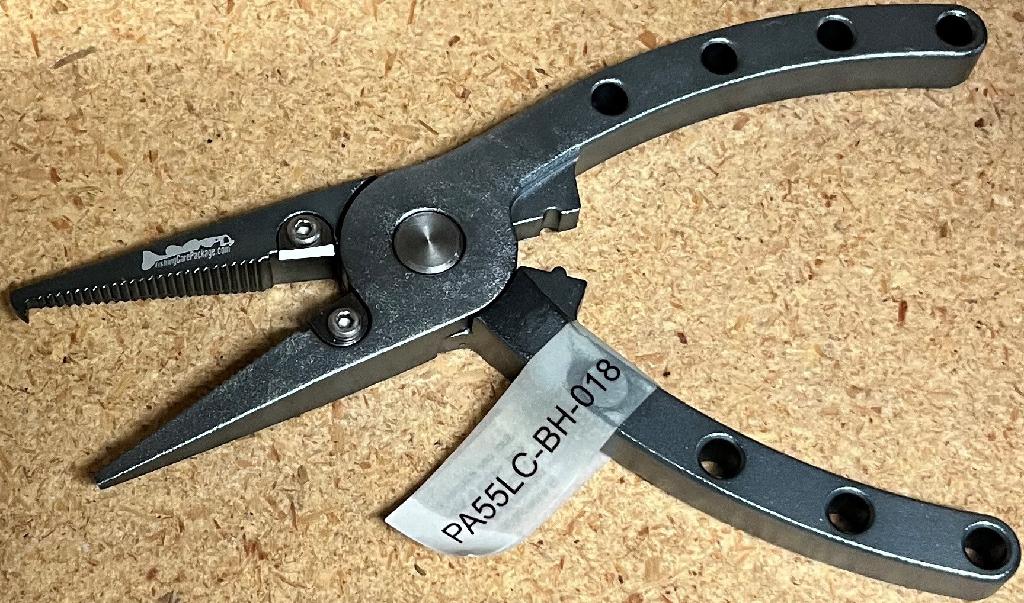 DANCO 5.5' ALUMINUM BENT HANDLE PLIERS GUNSMOKE (BULK NO PACKAGING)