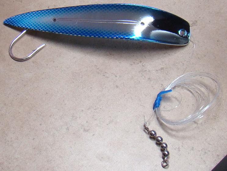 HOTSPOT APEX LURE 5.5' CHROME/BLUE SCALE